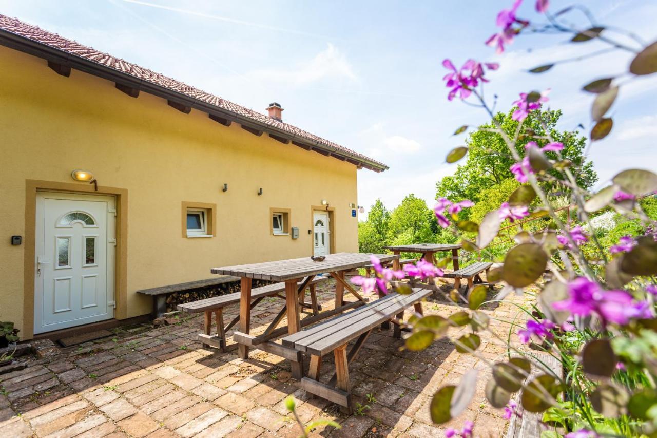 Apartmani Cerovecki Krapina Exteriör bild